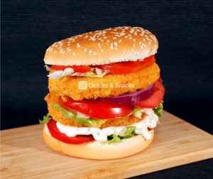 Maxi-burgers-de-filet-de-poulet-panes-11084-PL-PLH
