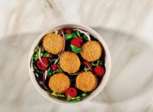 Salade de mini camemberts